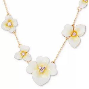 NWT ♠️ Kate Spade Flower Necklace